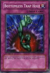 Image for Bottomless Trap Hole (Structure Deck: The Dark Emperor) (SDDE-EN032) - YuGiOh