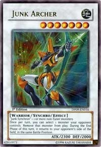 Image for Junk Archer (Duelist Pack 9: Yusei 2) (DP09-EN016) - YuGiOh