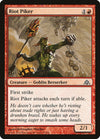 Image for Riot Piker (Dragon's Maze) (37) - Magic: The Gathering